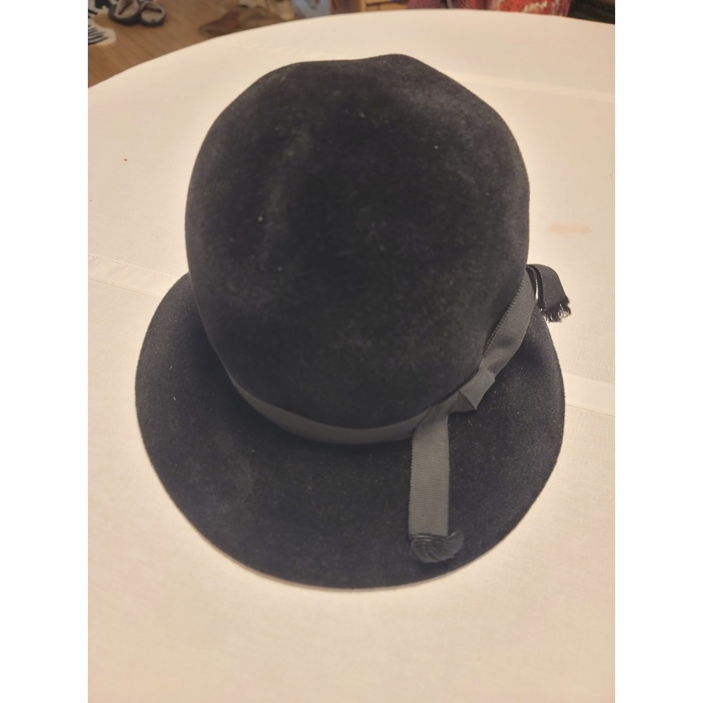 Vintage 1960s Velvet Black Felt Cloche Hat Grosgrain Ribbon Mod 1950s - Picture 4 of 5